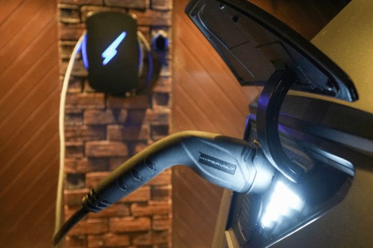 شحن السيارات الكهربائية في 5 دقائق بفضل تقنيات فضائية