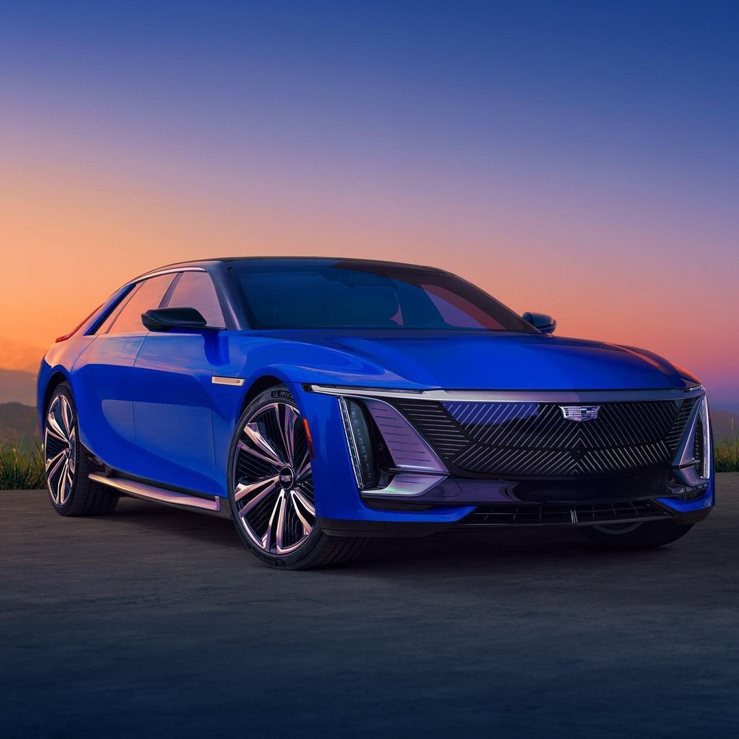 كاديلاك سليستيك تُرسي معايير جديدة ضمن قطاع السيارات الفاخرة