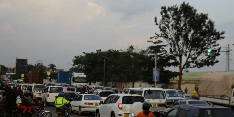 دراجات كهربائية مجانية لجميع راكبي الدراجات النارية الحاليين