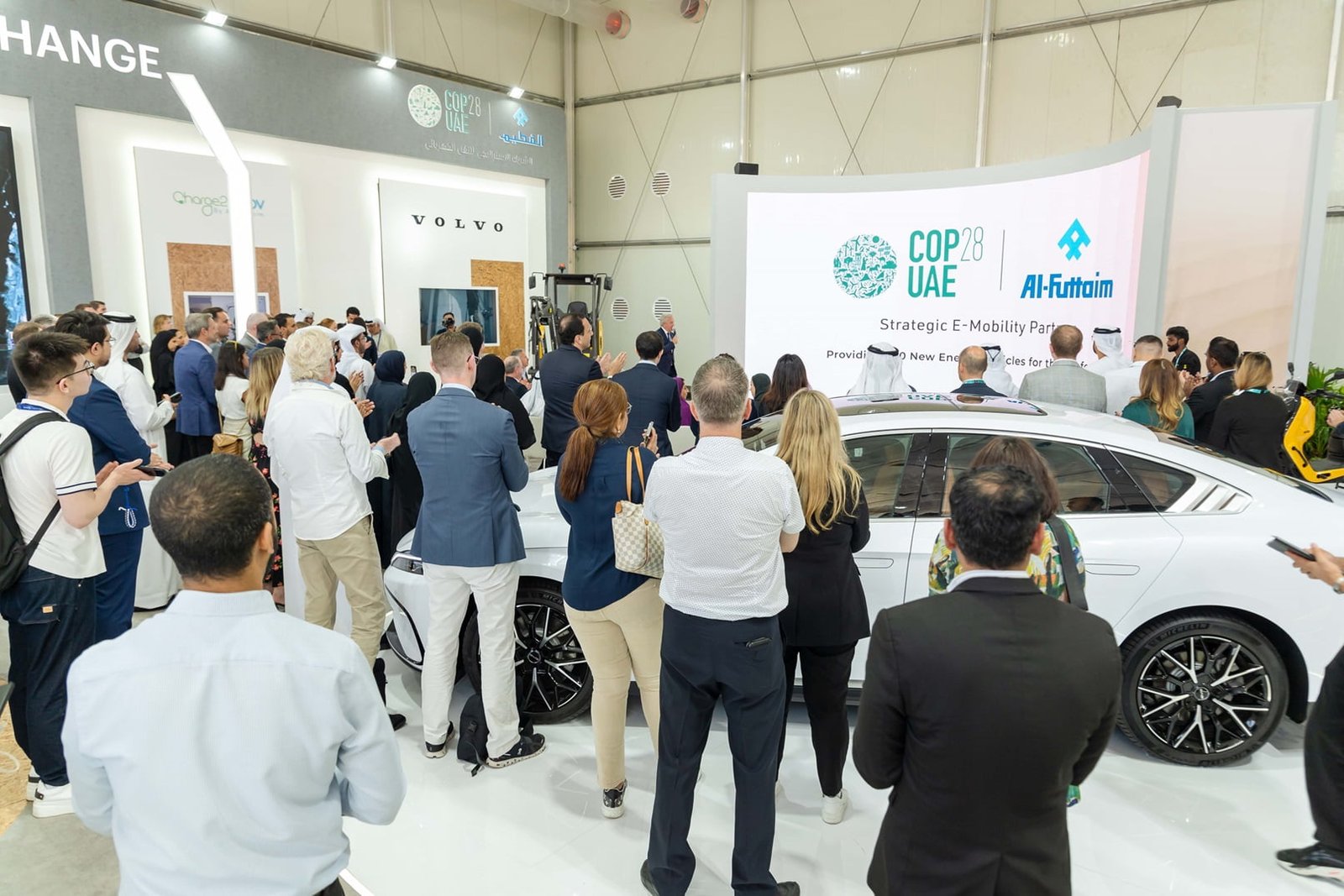 الفطيم تستعرض منظومة حلول النقل الكهربائي