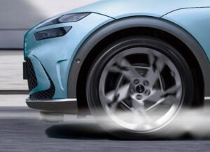 هيونداي تقنية المصد الجانبي النشط المانع للهواء 