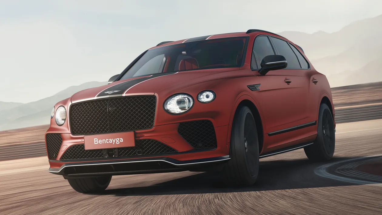 BENTAYGA وMULLINER ترتقي إلى مستويات استثنائية عبر إصدار سيارة APEX EDITION