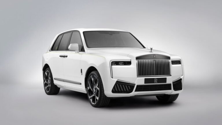 ROLLS-ROYCE BLACK BADGE CULLINAN SERIES II