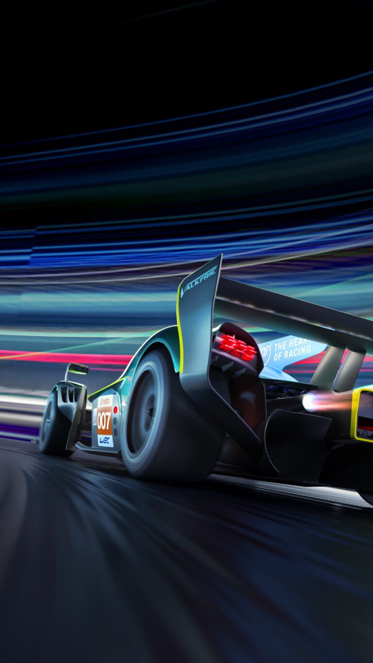 أستون مارتن تشارك في سباق لومان للتحمل