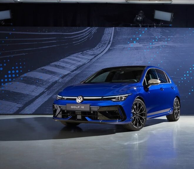 The 2025 Volkswagen Golf R revealed