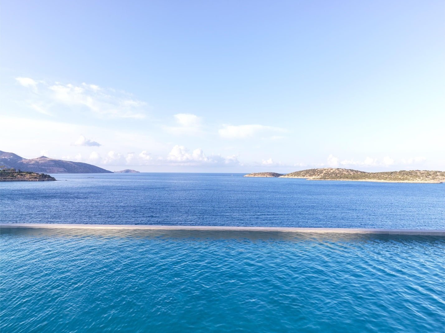 انتركونتيننتال للفنادق والمنتجعات تعلن افتتاح فندق انتركونتيننتال كريت