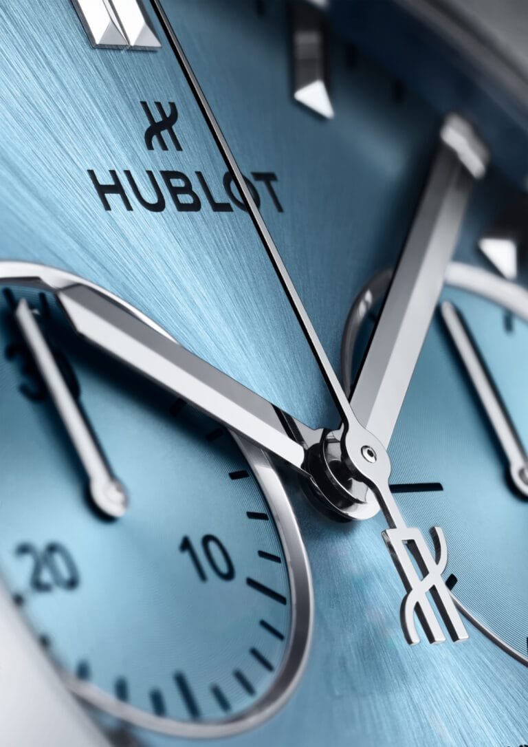 هوبلو تحتفي بأزرق بحر الإمارات عبر ساعتين خاصتين