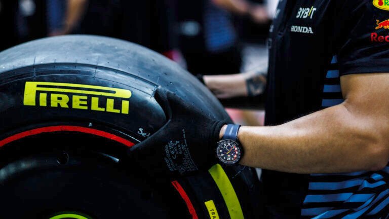 TAG Heuer تحتفل بـ 20 عامًا مع Red Bull