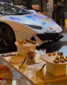 المجلس في لامبورغيني: فن وتراث في عالم السيارات