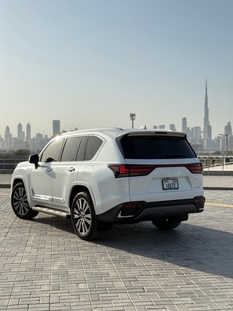 Lexus LX 600