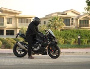 2025 BMW S1000 RR – A Refined Beast