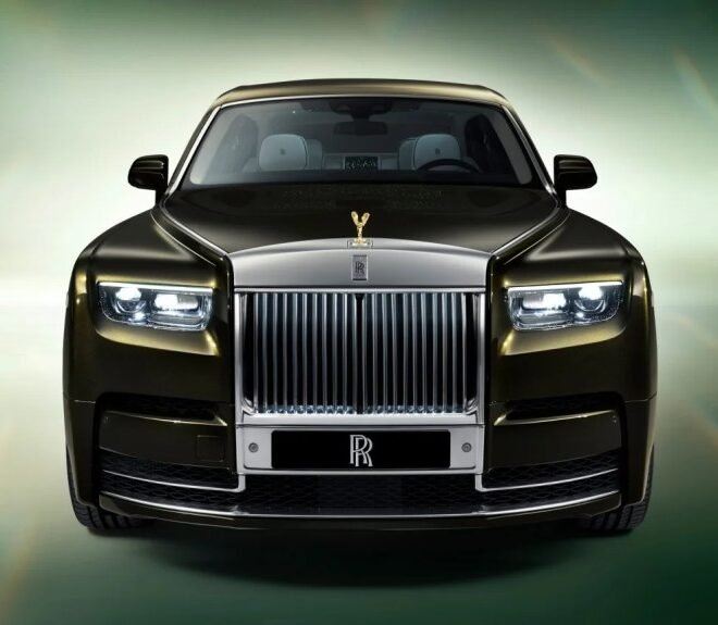 Rolls-Royce Phantom Extended 2024: Most expensive car in Egypt