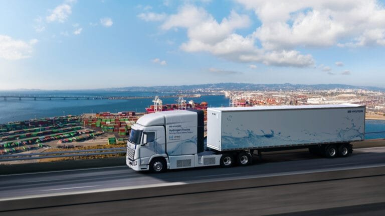Hyundai Unveils XCIENT at ACT Expo