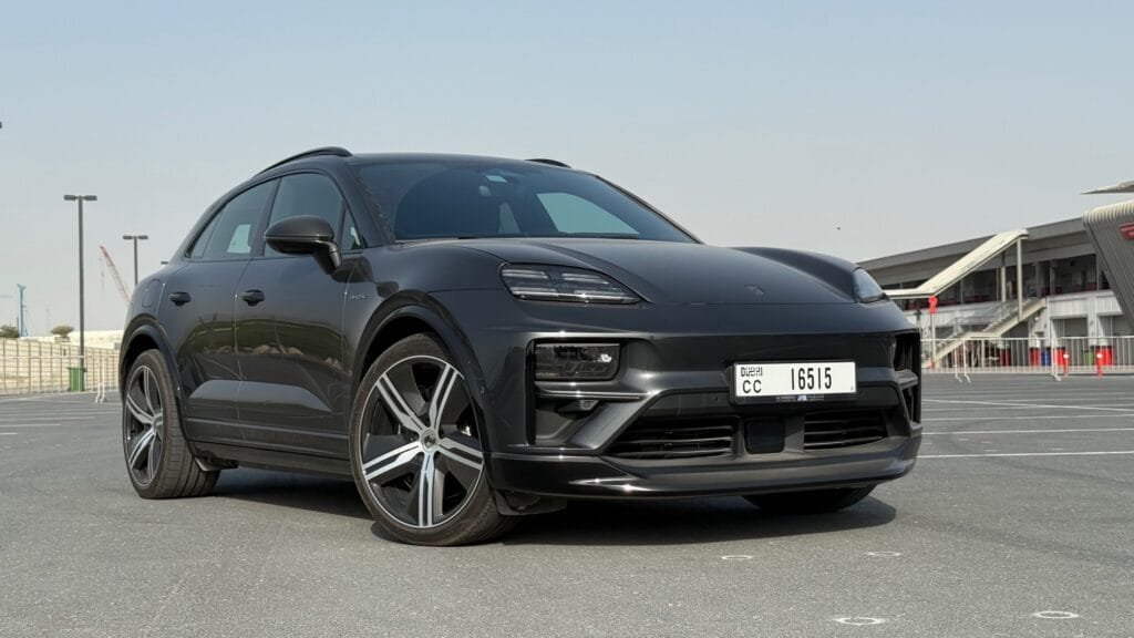 Porsche Macan Turbo EV