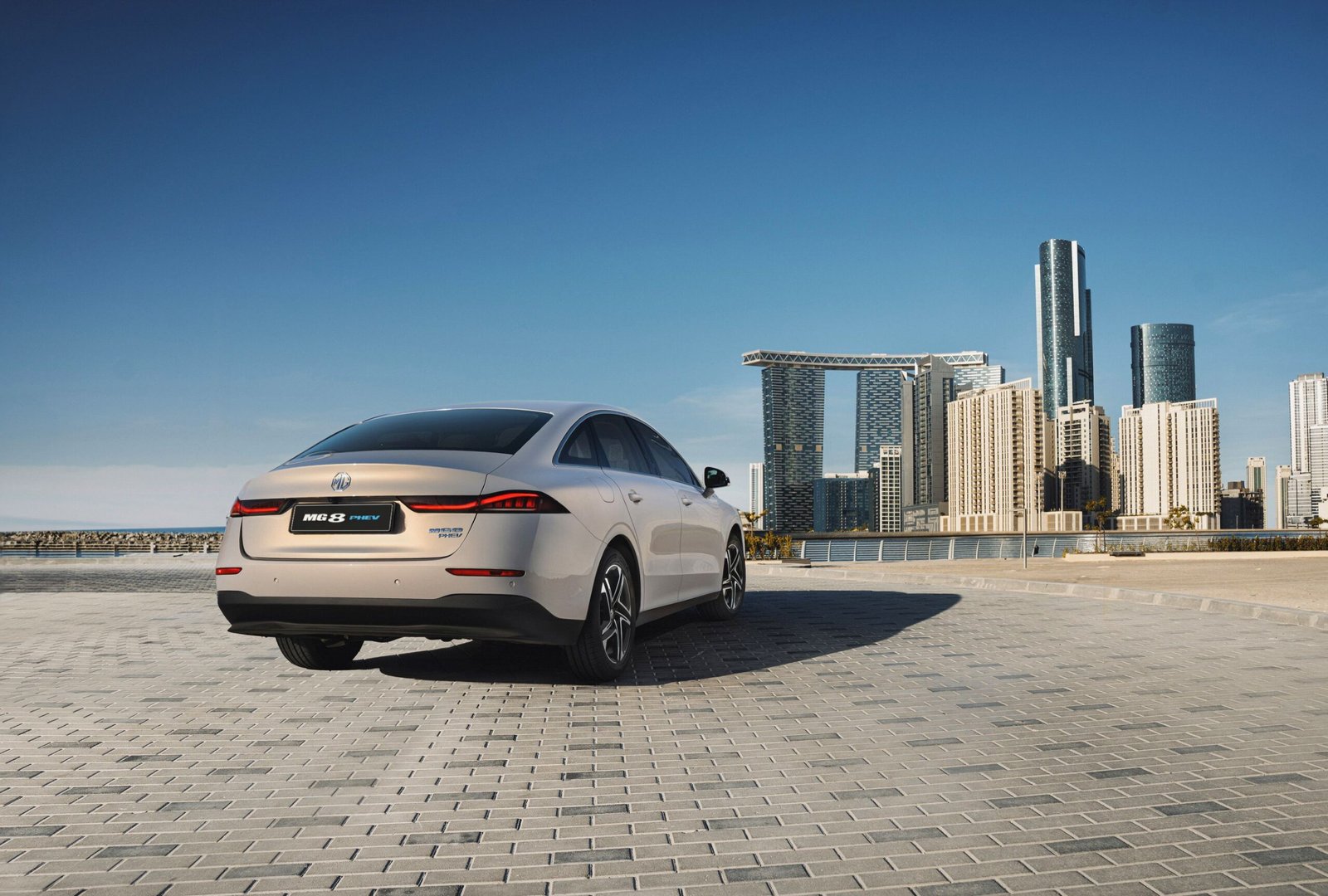 إم جي موتور تكشف عن MG 8 PHEV الجديدة كلياً