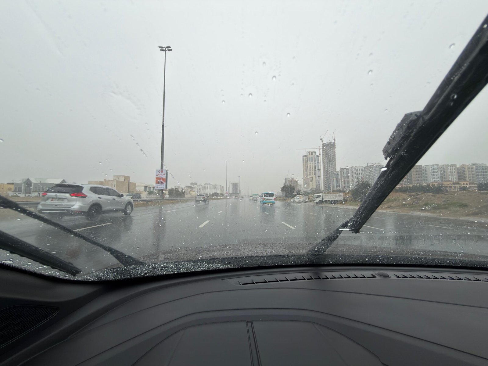 Driving in the Rain: Complete Guide to Stay Safe and Protect Your Car Driving in the Rain: Complete Guide to Stay Safe and Protect Your Car