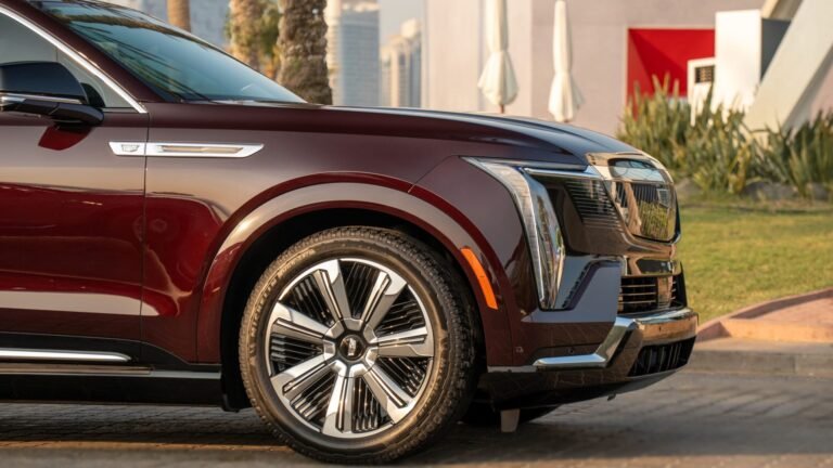Cadillac Escalade IQ 2026
