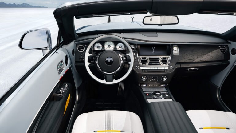 Rolls-Royce Black Badge