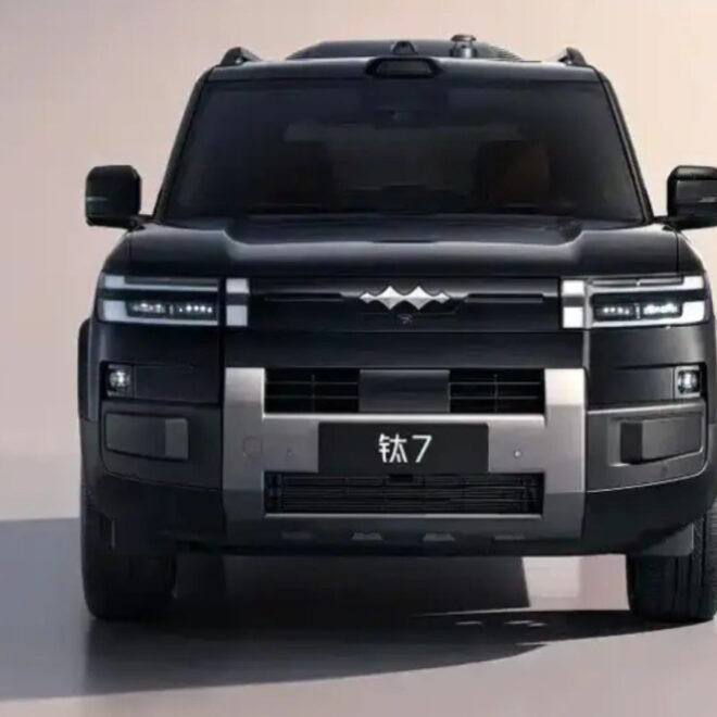 BYD Ti7: Boxy 7-Seat PHEV SUV Takes on Land Rover Defender